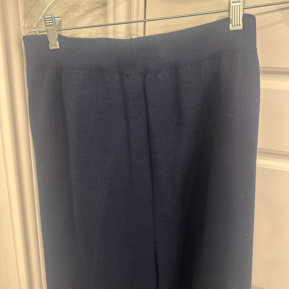 St. John Navy Knitwear pleated pants - Picture 5 of 5